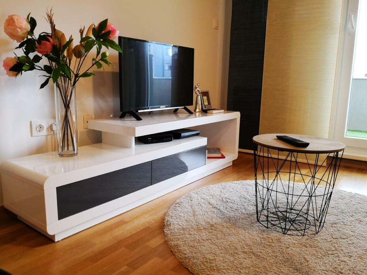 Apartman Bilja 3* ซาเกร็บ ภายนอก รูปภาพ